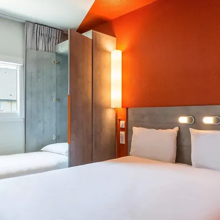 Отель Ibis Budget Санлис